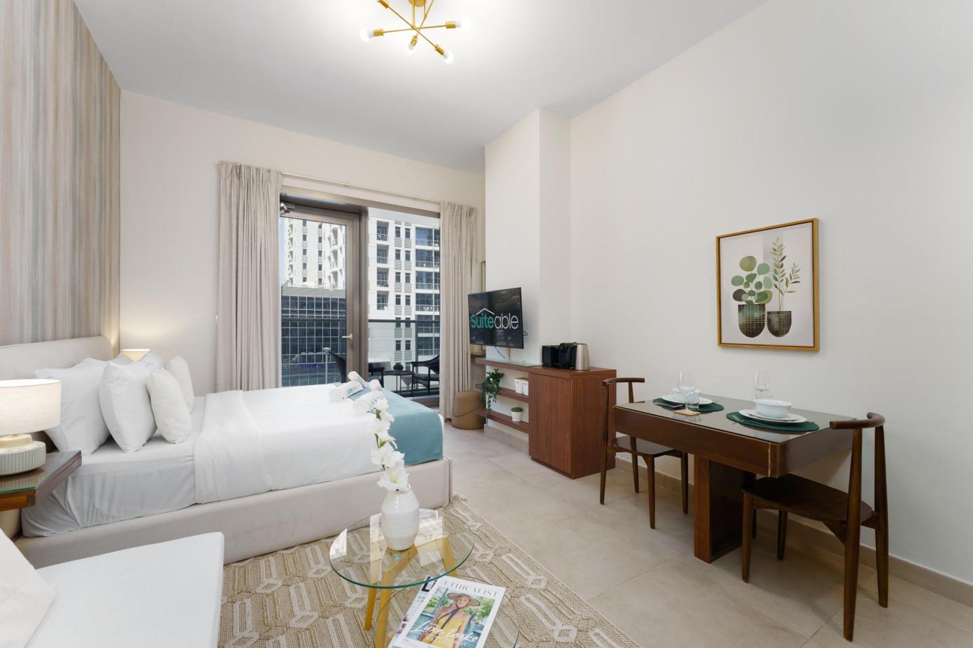 Breezy In Sparkle Tower Jbr By Suiteable Appartement Dubai