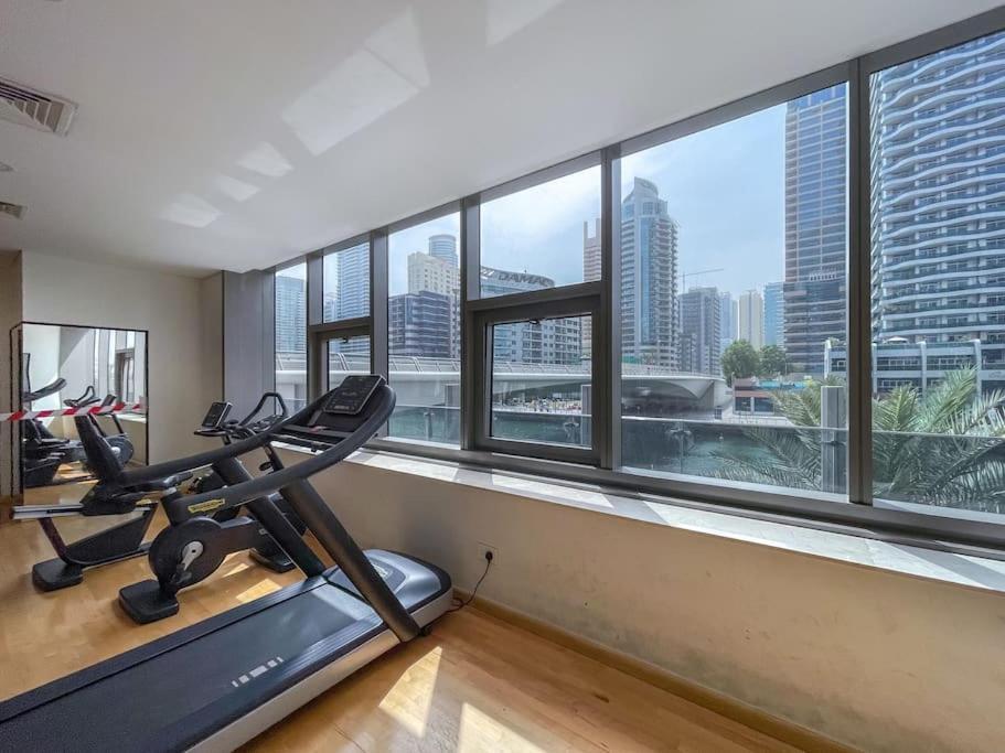 Breezy In Sparkle Tower Jbr By Suiteable Appartement