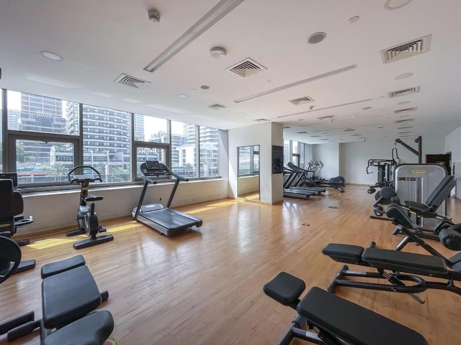 Breezy In Sparkle Tower Jbr By Suiteable Appartement Dubai